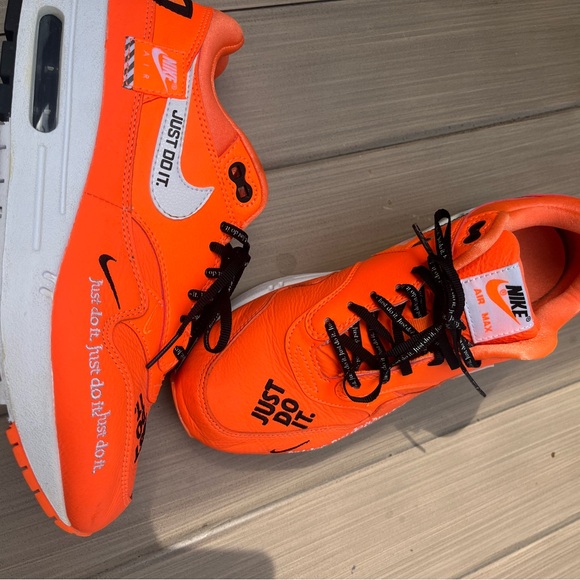 Nike Air Max 1 “Just Do It” Collection Women’s size 8 - Picture 7 of 8